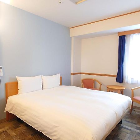 Toyoko Inn Niigata Ekimae Exterior foto