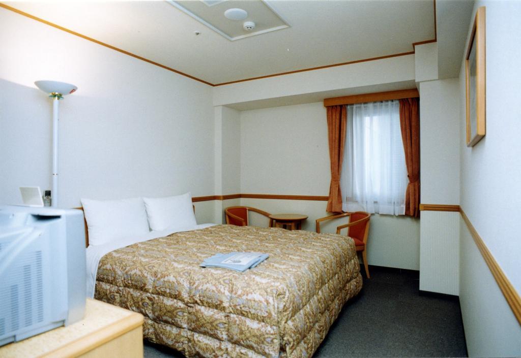 Toyoko Inn Niigata Ekimae Exterior foto