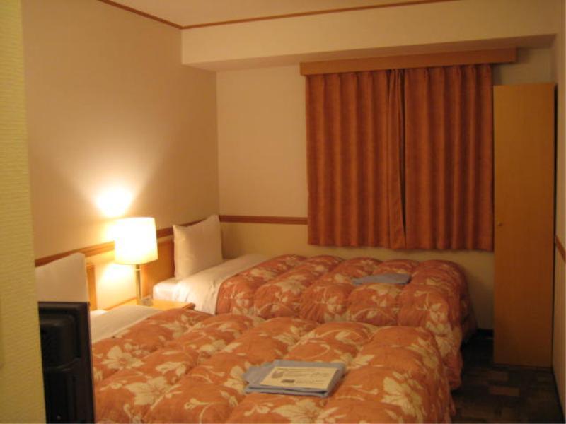 Toyoko Inn Niigata Ekimae Exterior foto